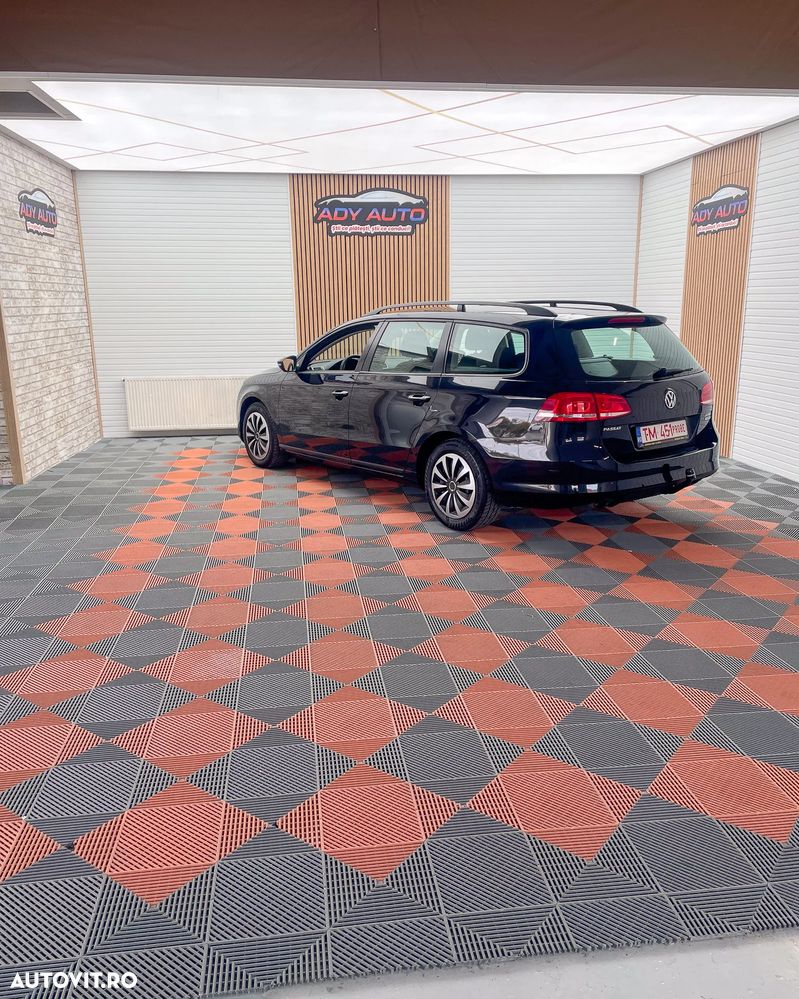 Volkswagen Passat - 4