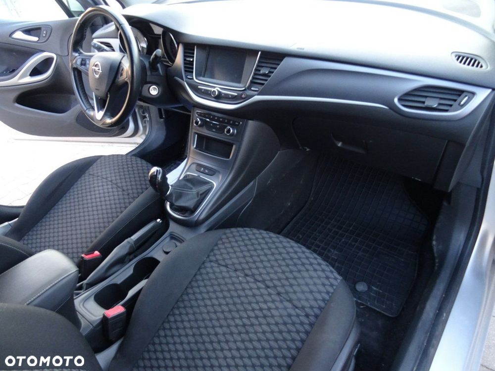 Opel Astra 1.4 T Enjoy - 2