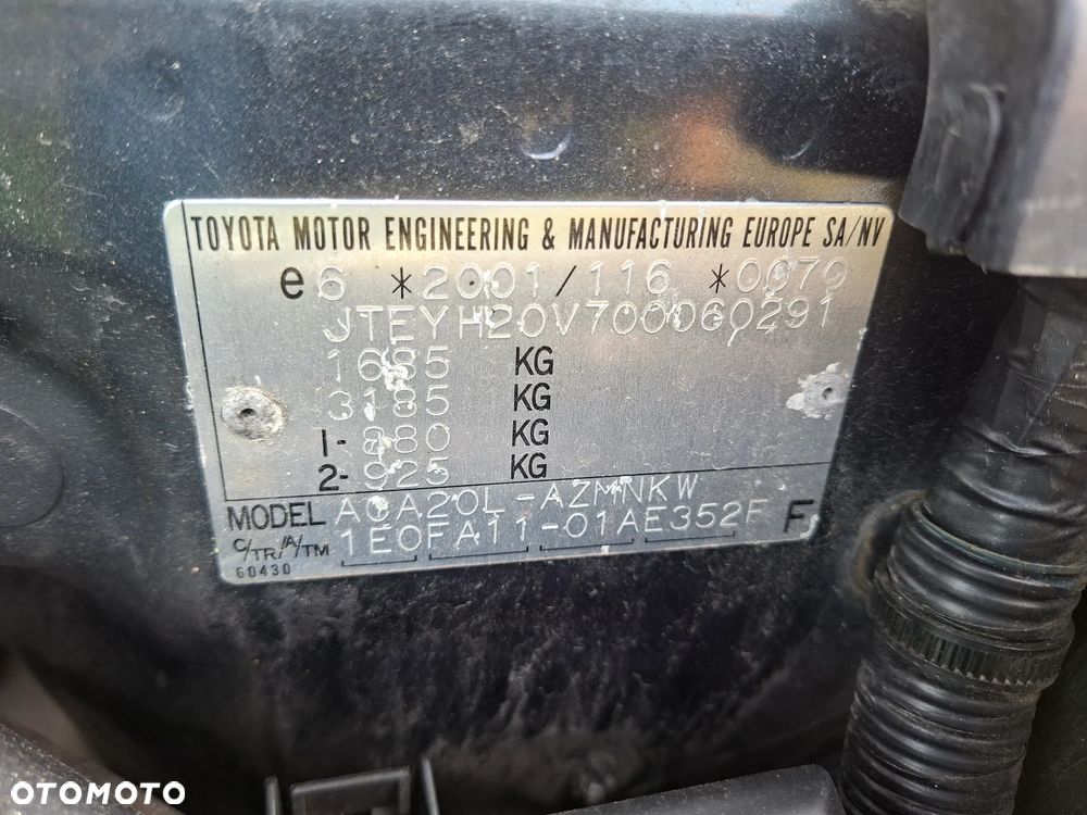 Toyota RAV4 - 30