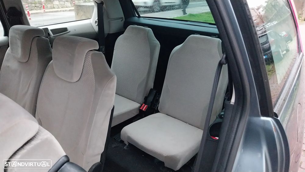 Citroën C4 Grand Picasso 1.6 HDi Confort - 7