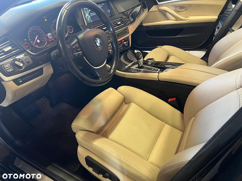 BMW Seria 5 535d Sport-Aut Luxury Line - 9