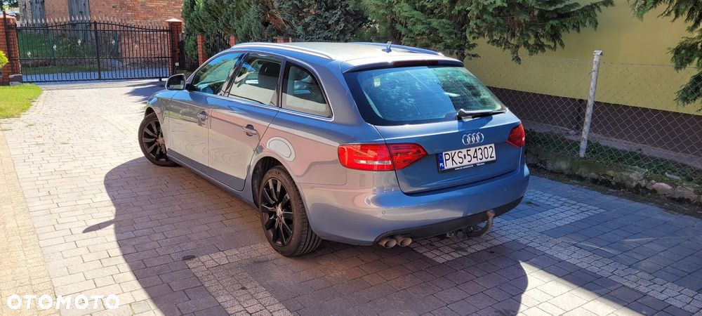 Audi A4 Avant 2.0 TDI DPF Ambiente - 6