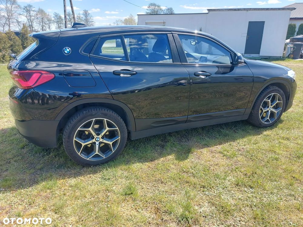BMW X2 sDrive18i - 33