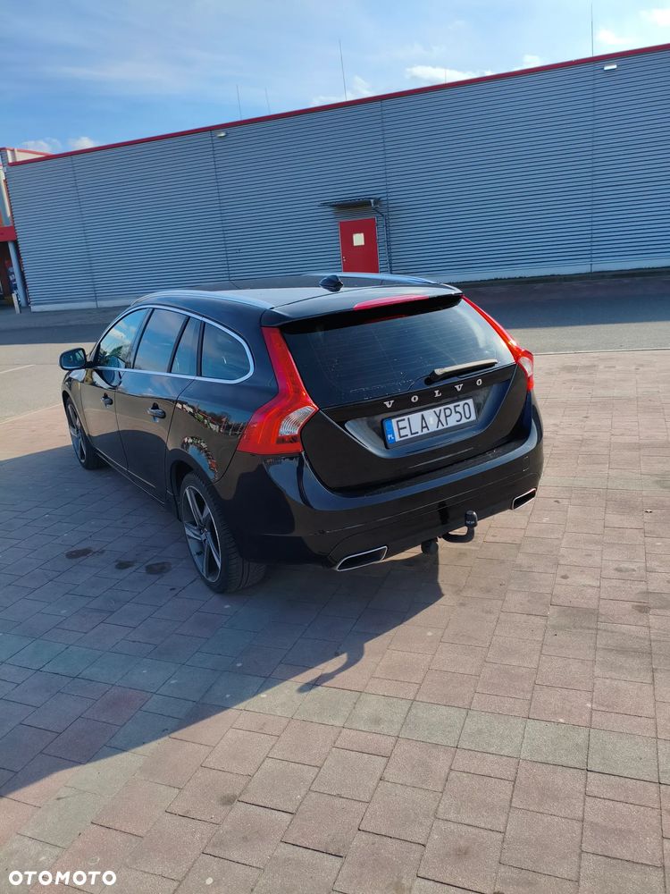 Volvo V60 D4 Drive-E R-Design Summum - 8