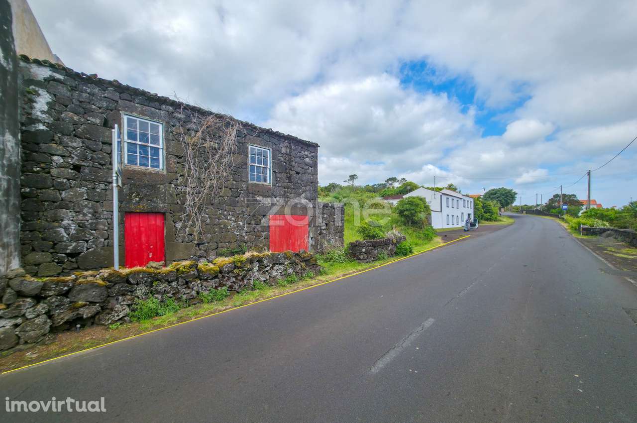 Terreno Misto com Vista Mar e Viabilidade de Construção - Ilha do P... - Grande imagem: 2/36