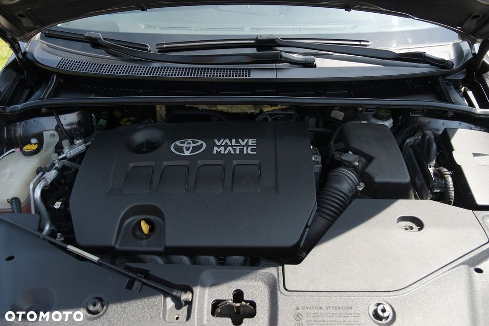 Toyota Avensis 1.8 Executive - 39