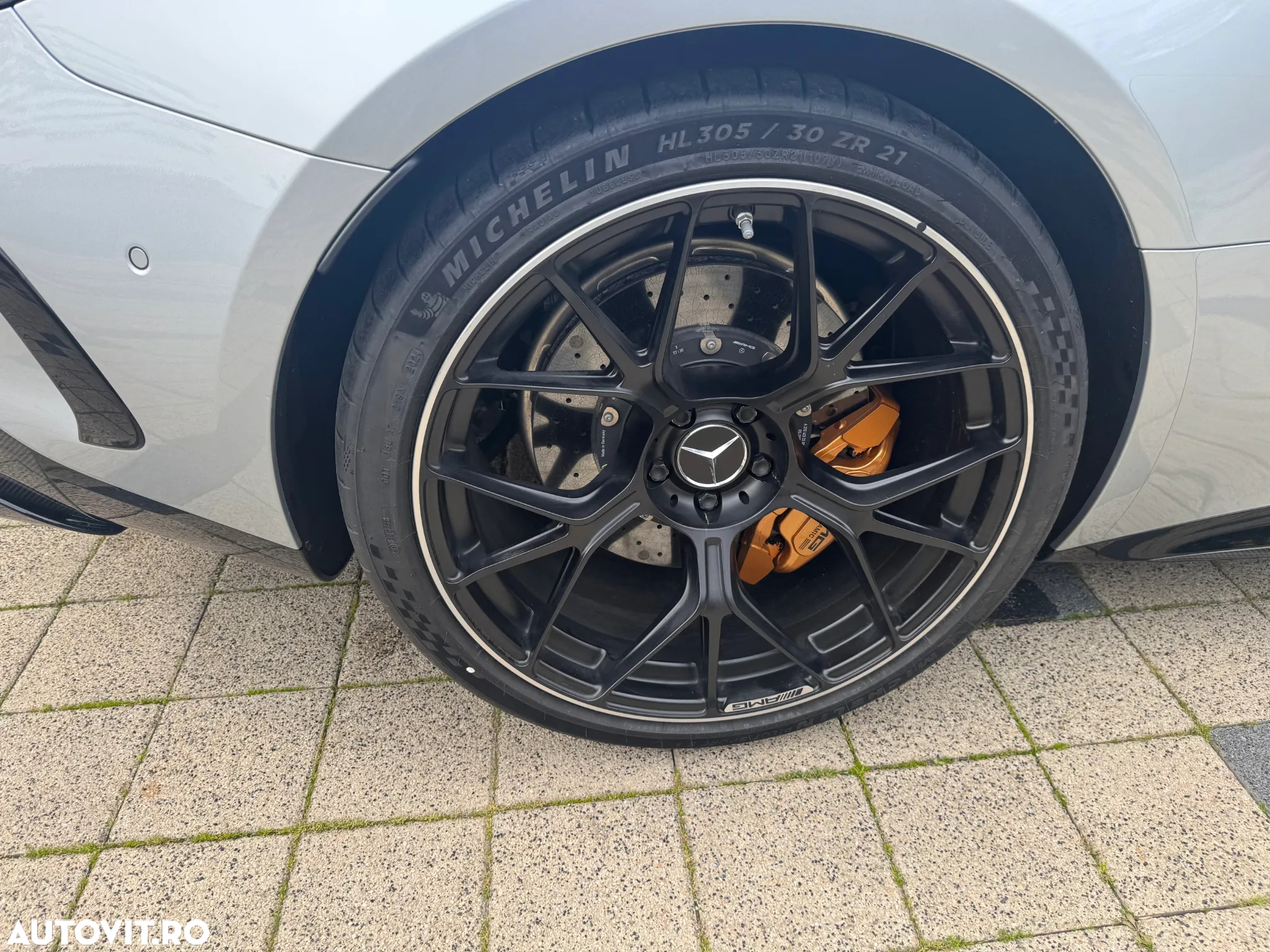 Mercedes-Benz AMG - 25