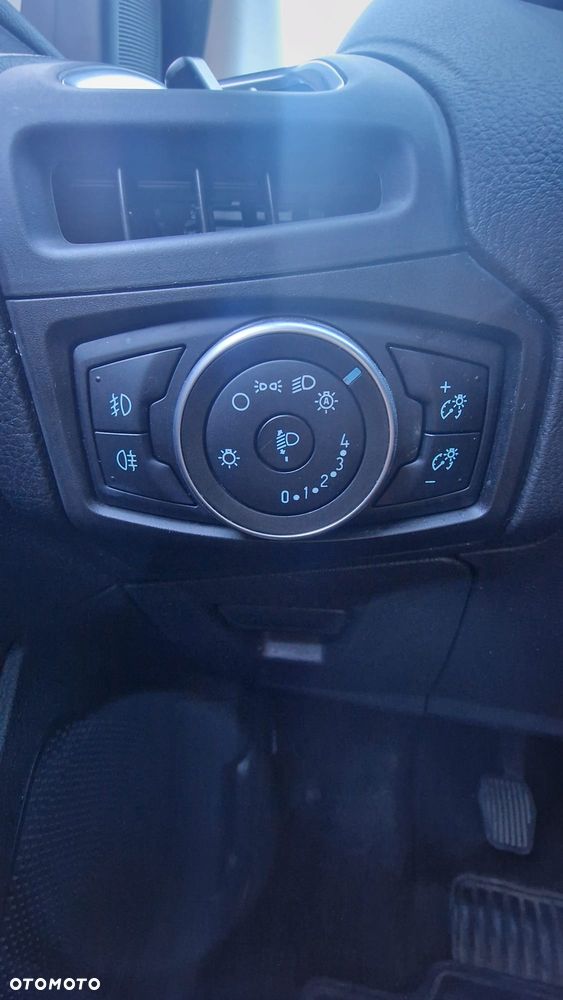 Ford Focus - 34