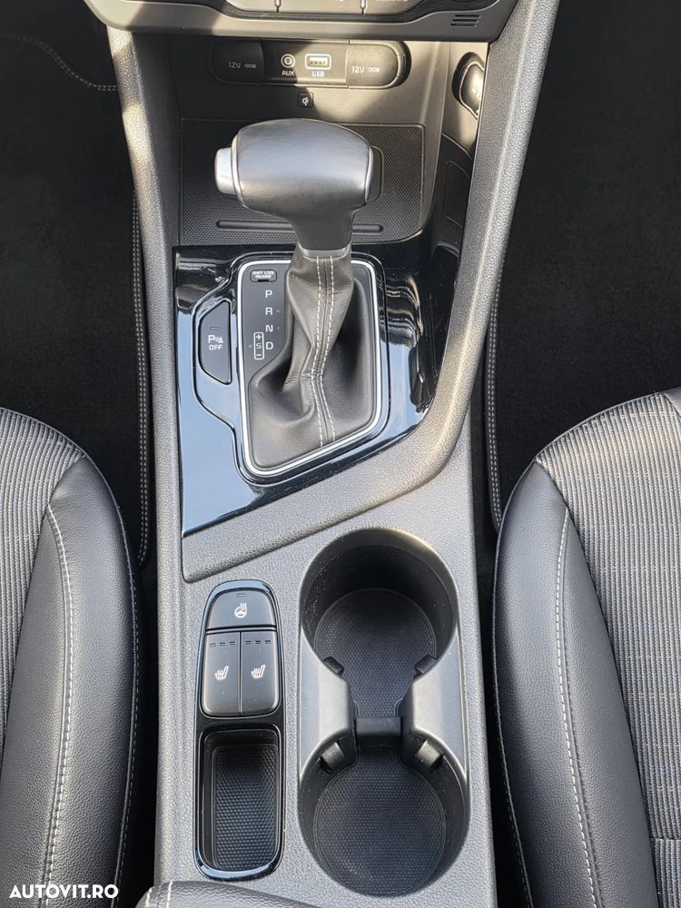 Kia Niro 1.6 GDI 2WD Aut. Vision - 22