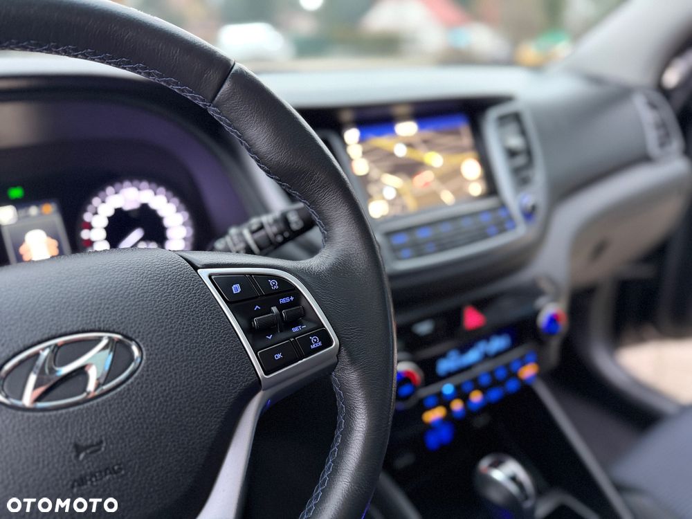 Hyundai Tucson blue 1.7 CRDi 2WD DCT Premium - 36