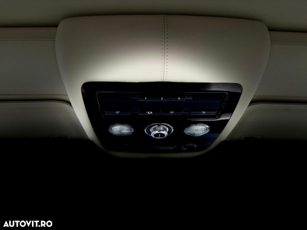 Bentley Flying Spur W12 - 30