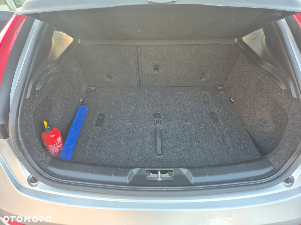 Volvo V40 D2 Inscription - 31