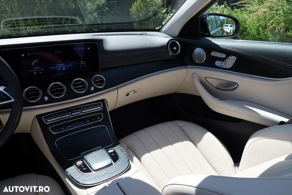Mercedes-Benz E 300 4MATIC 9G-TRONIC - 15