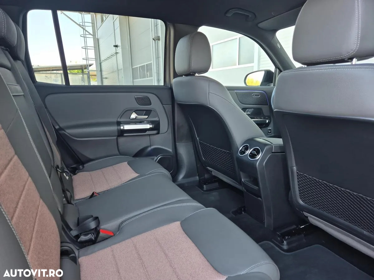 Mercedes-Benz EQB 300 4MATIC - 15