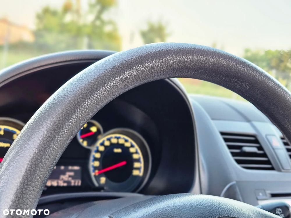 Suzuki SX4 1.6 Comfort Plus - 28