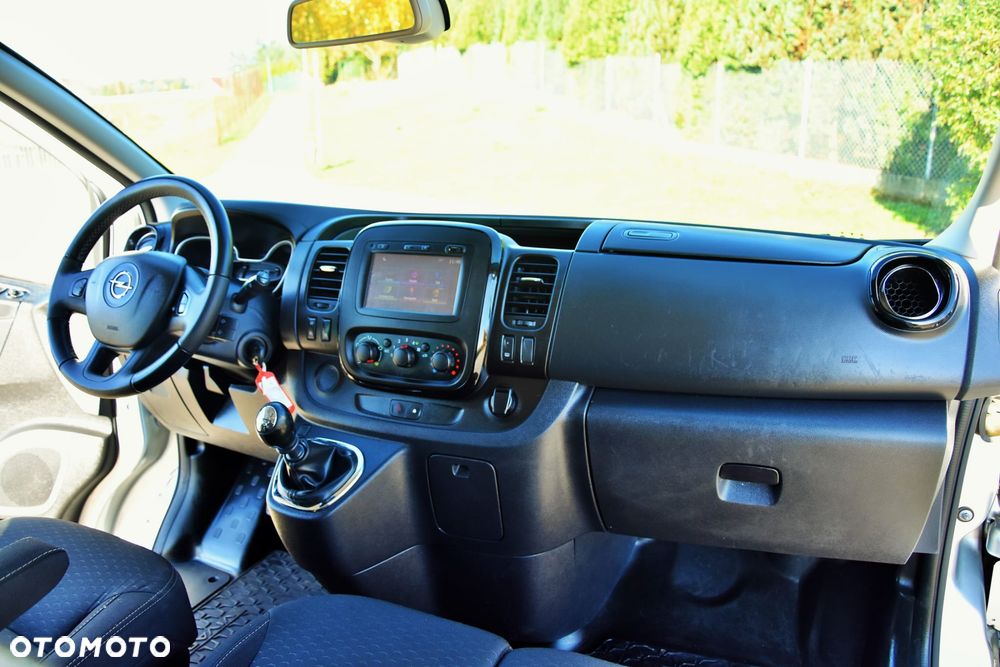 Opel Vivaro 2019 photo 2