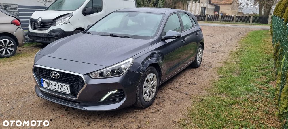Hyundai i30 1.4 Premium - 1