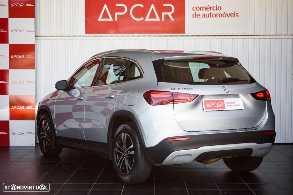 Mercedes-Benz GLA 180 d Style - 6