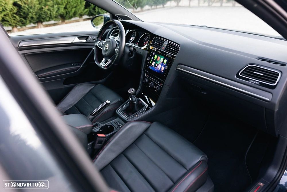 VW Golf 2.0 TSi GTi - 37