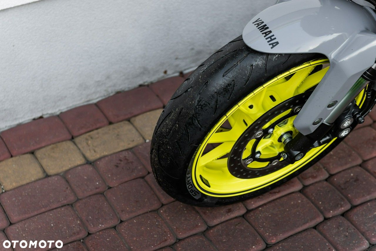 Yamaha MT - 7