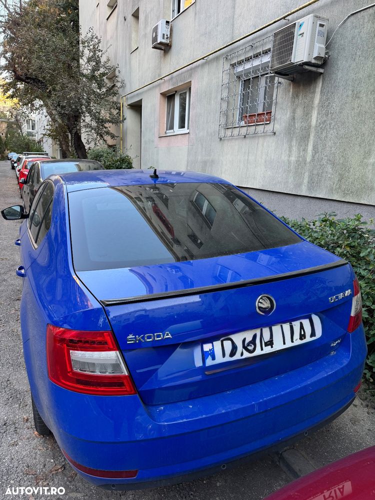 Skoda Octavia 2.0 TDI DSG 4X4 Style - 2