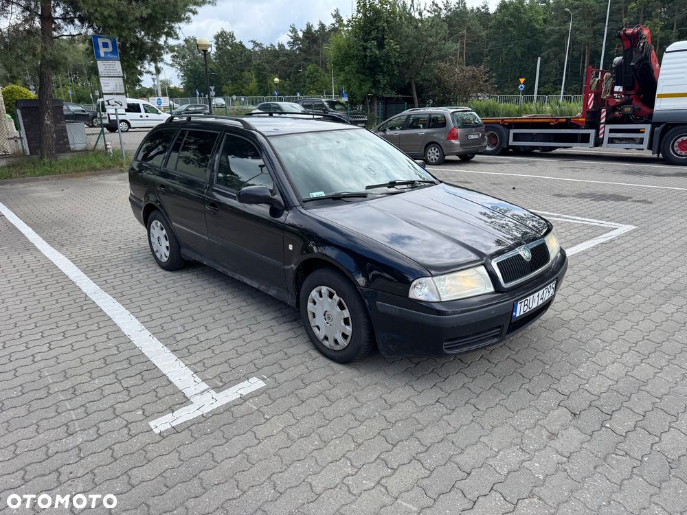 Skoda Octavia 1.8T Elegance - 2