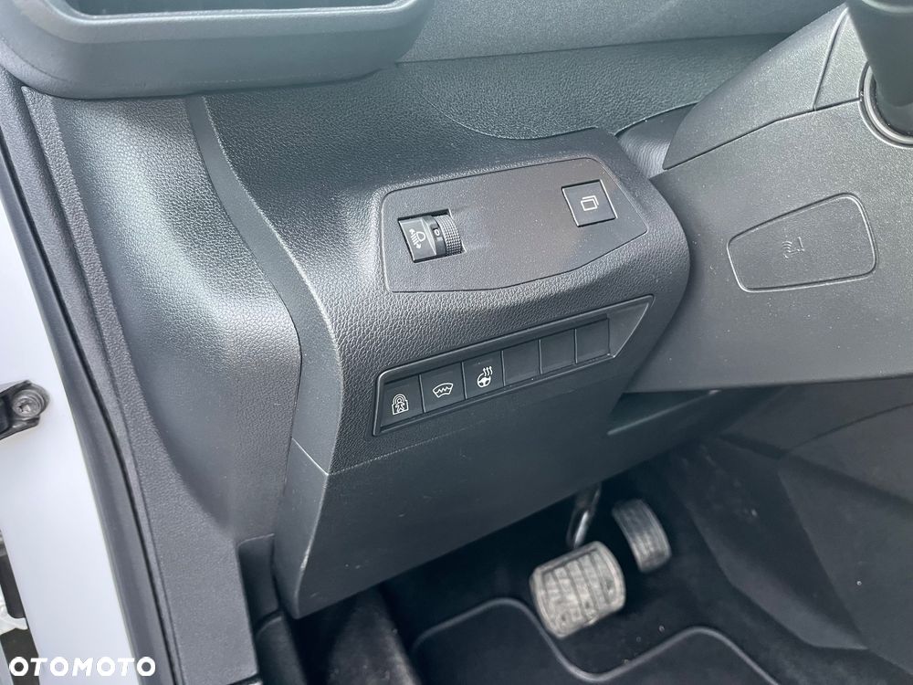 Peugeot Rifter BlueHDI 130 L1 EAT8 GT - 11