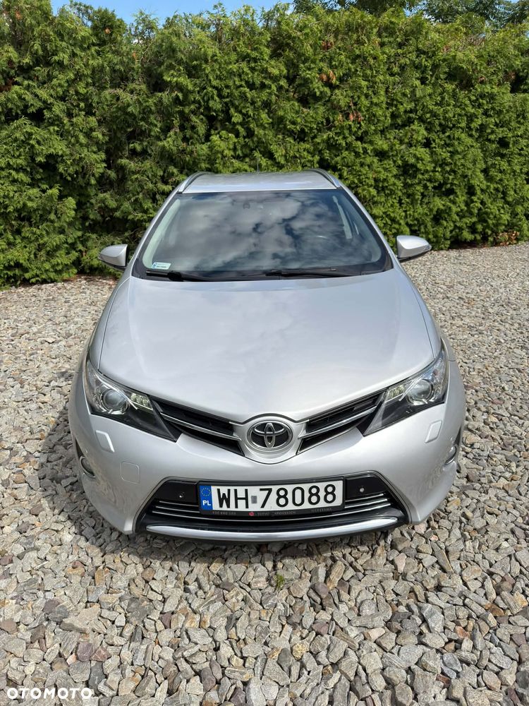 Toyota Auris 2.0 D-4D Prestige - 3