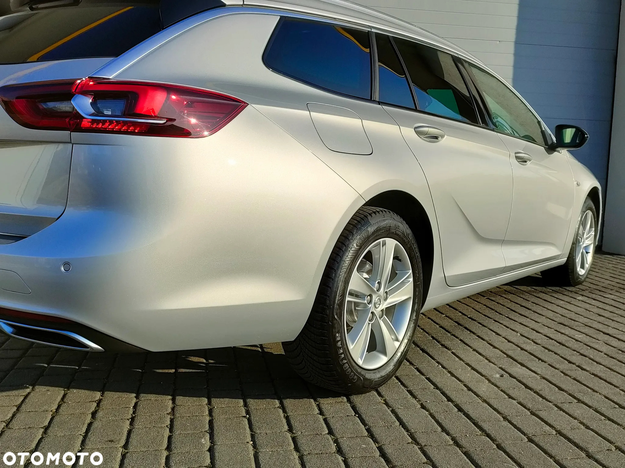 Opel Insignia 2.0 CDTI Elegance S&S - 33