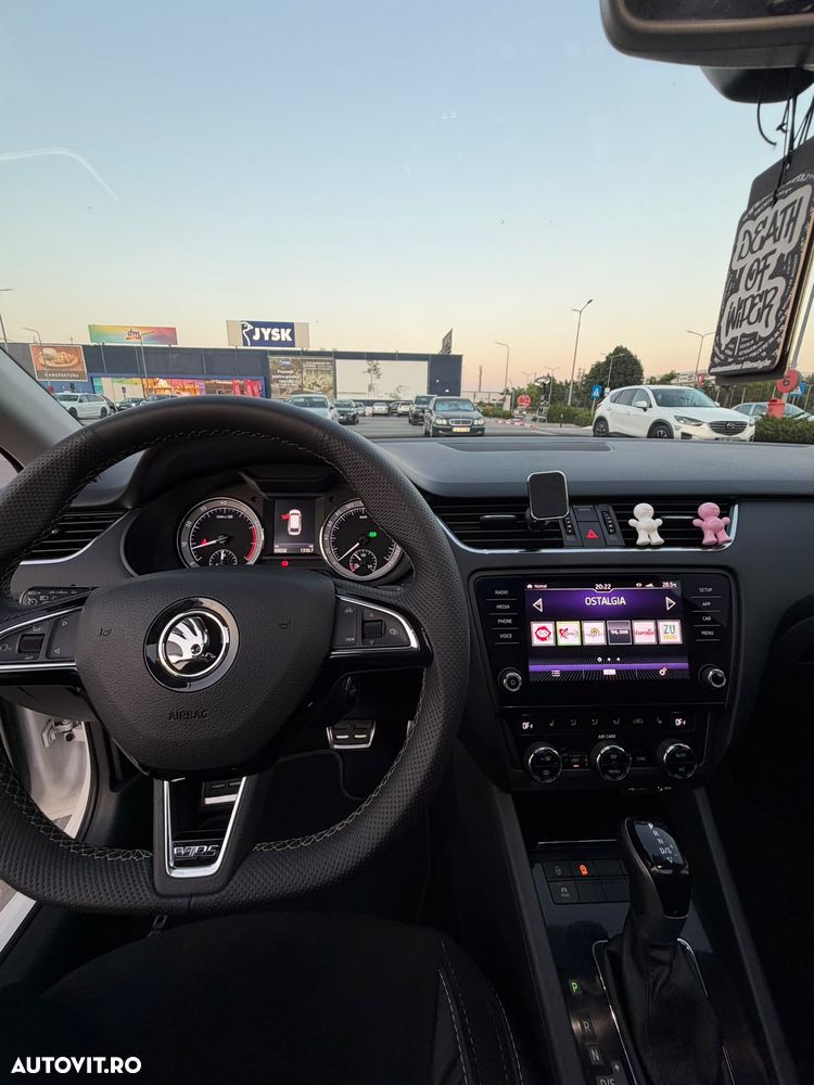 Skoda Octavia 1.8 TSI DSG Style - 11