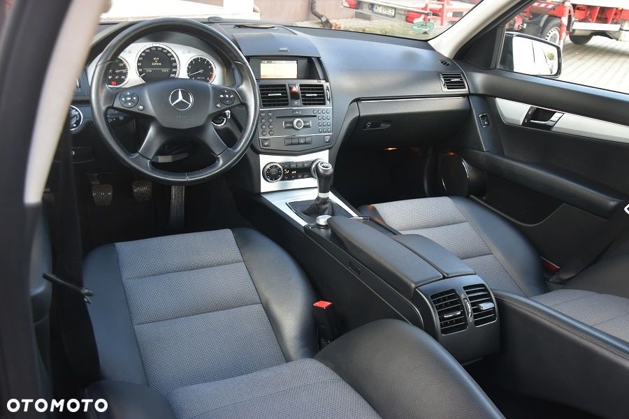 Mercedes-Benz Klasa C 200 Kompressor Avantgarde - 13