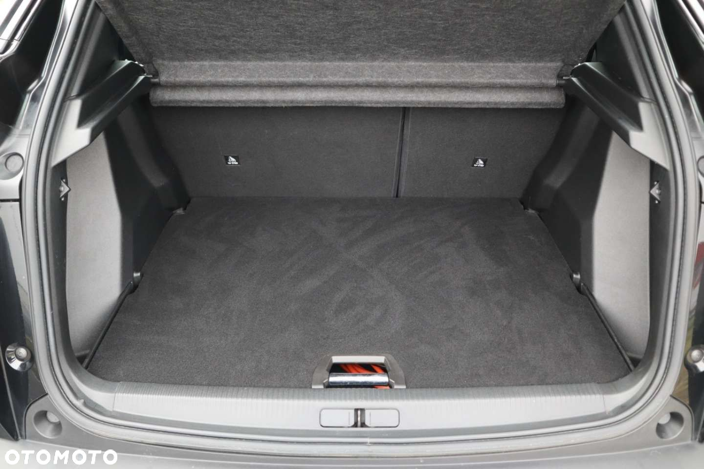 Peugeot 2008 Elektro Allure - 10