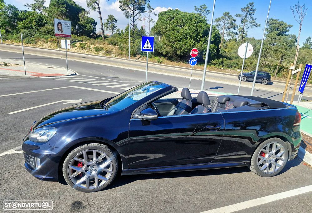 VW Golf Cabriolet 2.0 TSI GTI DSG - 25