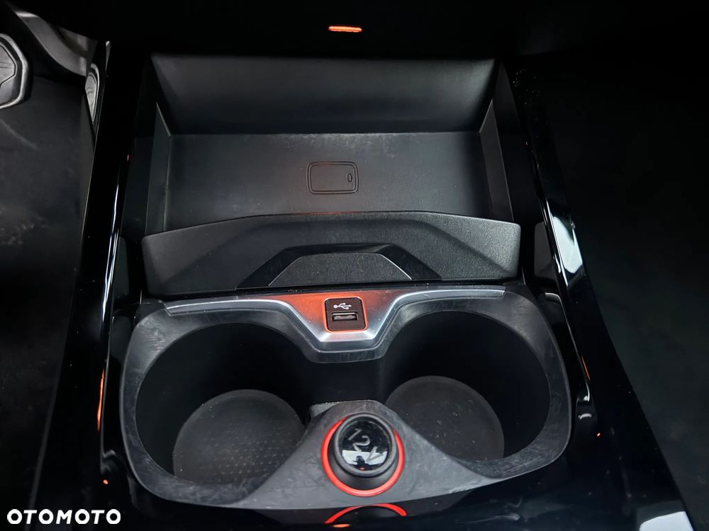 BMW Seria 2 220d Sport - 17