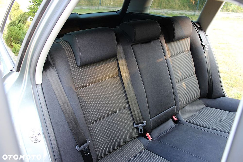 Audi A4 Avant 1.8 T - 25