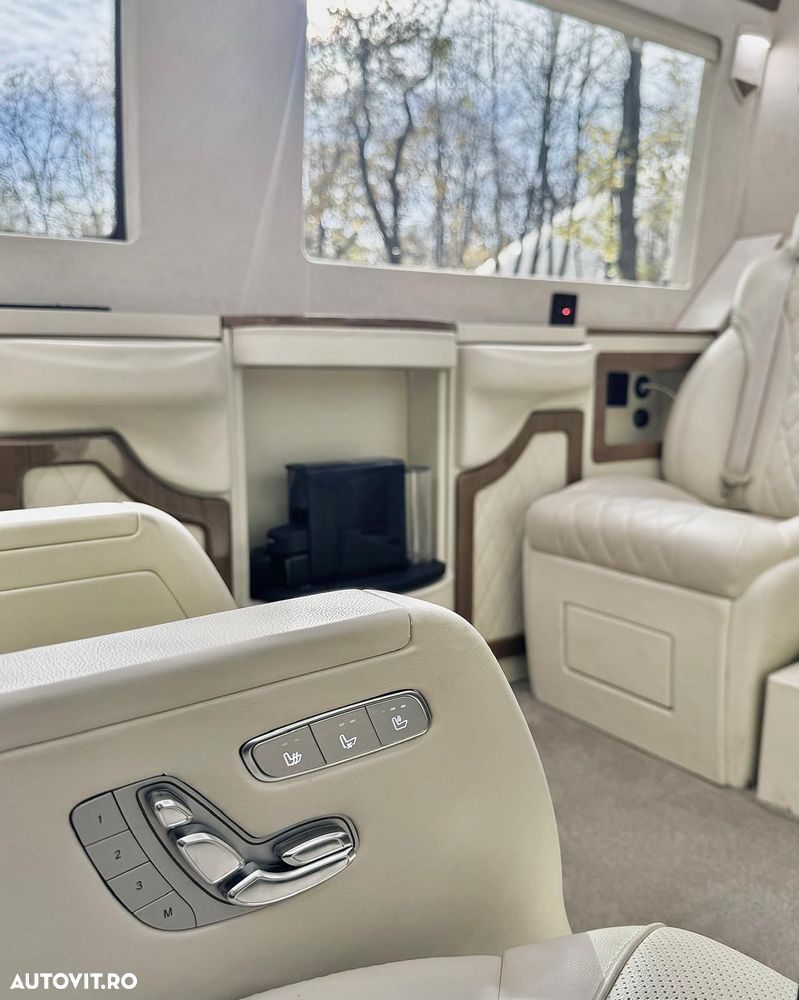 Mercedes-Benz Sprinter - 10