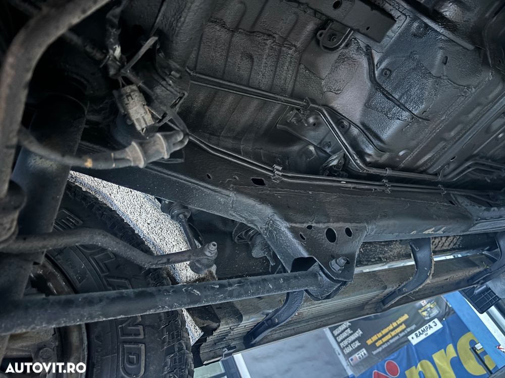 Toyota Land Cruiser 90 TD4-D L. - 19