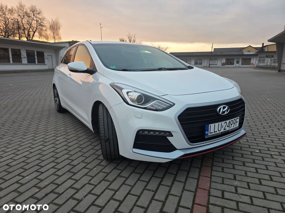 Hyundai i30 1.6 T GDI Turbo - 24