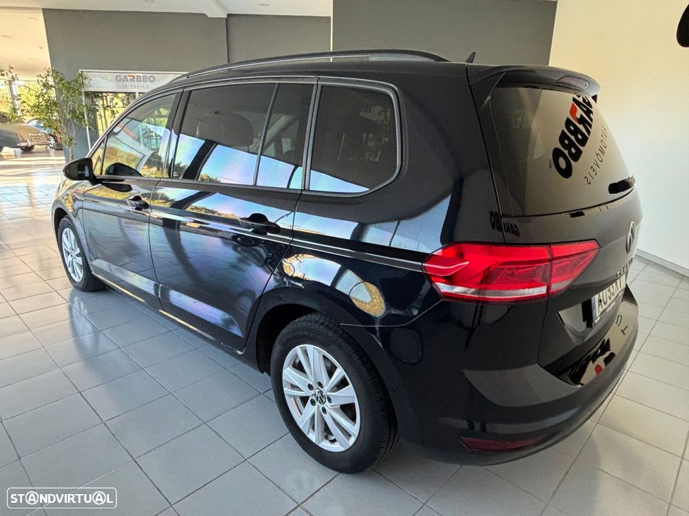 VW Touran 2.0 TDI Confortline - 6