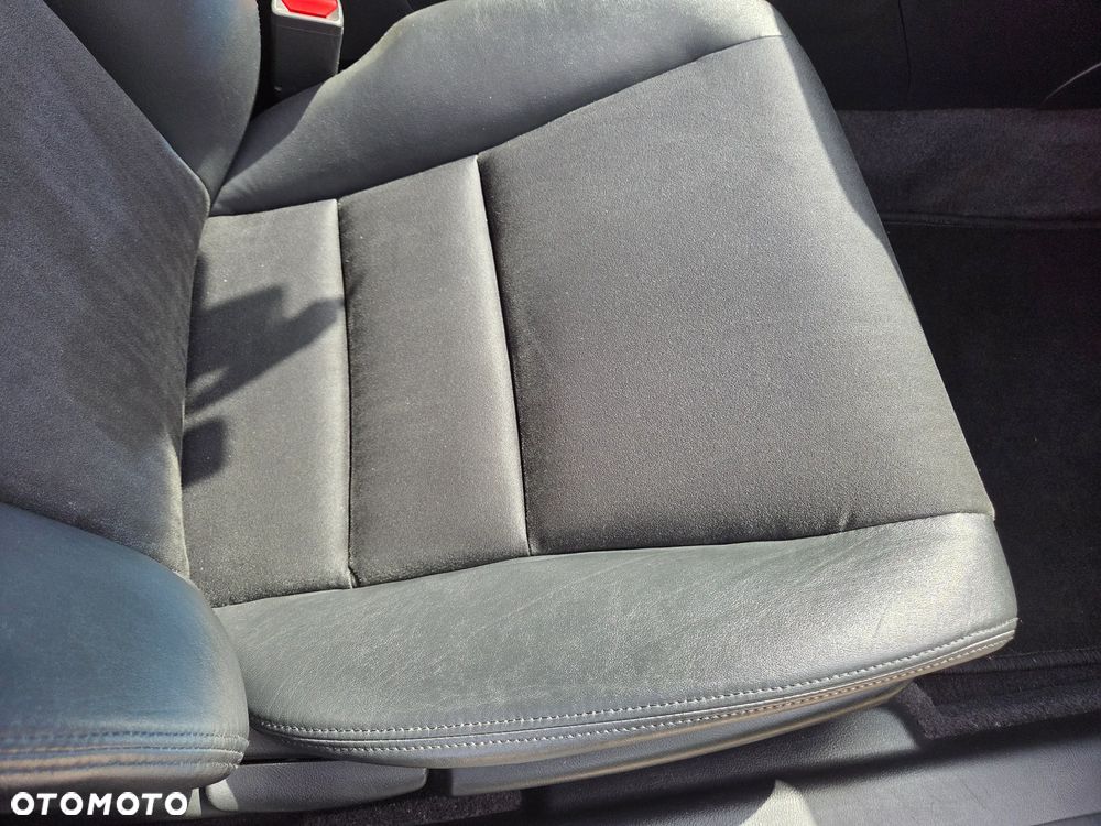 Honda Accord 2.0 i Comfort - 16