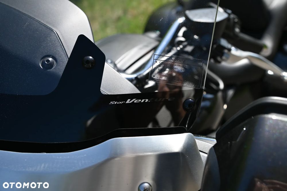 Yamaha Venture - 13