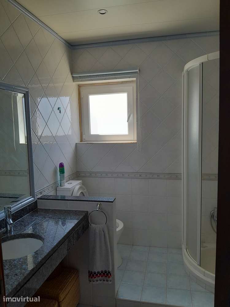 Quarto individual em Marisol Charneca de Caparica - Grande imagem: 4/4