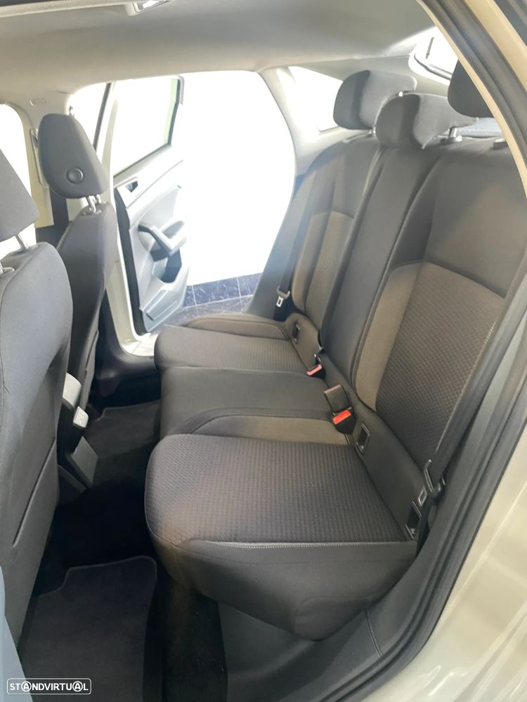 VW Taigo 1.0 TSI Urban - 5