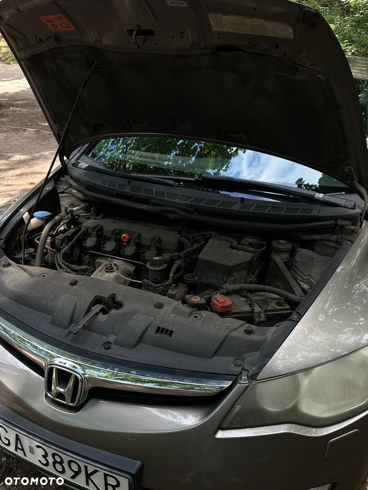 Honda Civic 1.8 Executive - 16