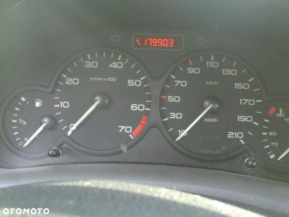 Peugeot 206 1.1 Color-Line - 5