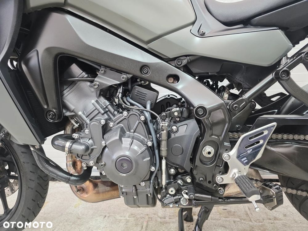 Yamaha MT - 19