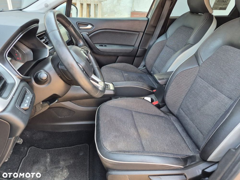 Renault Captur - 12
