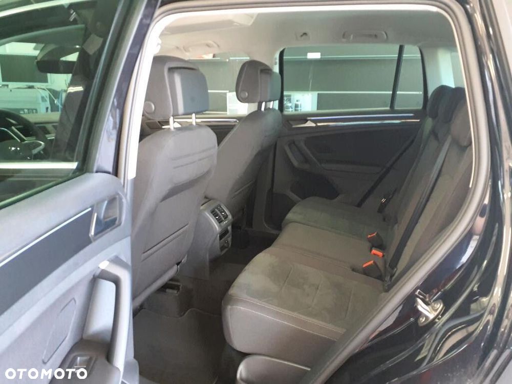 Volkswagen Tiguan - 5