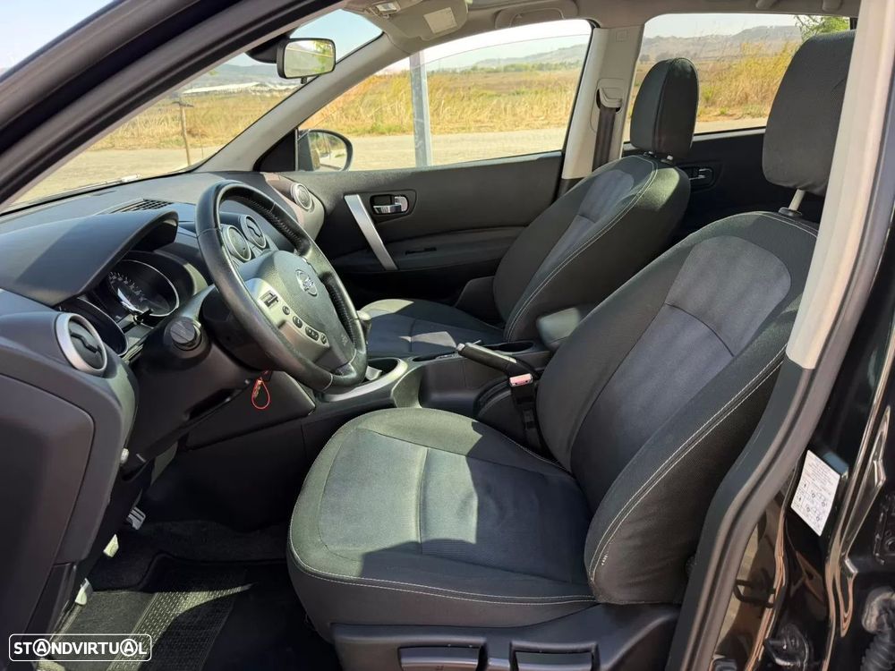 Nissan Qashqai 1.5 dCi N-Connecta - 31