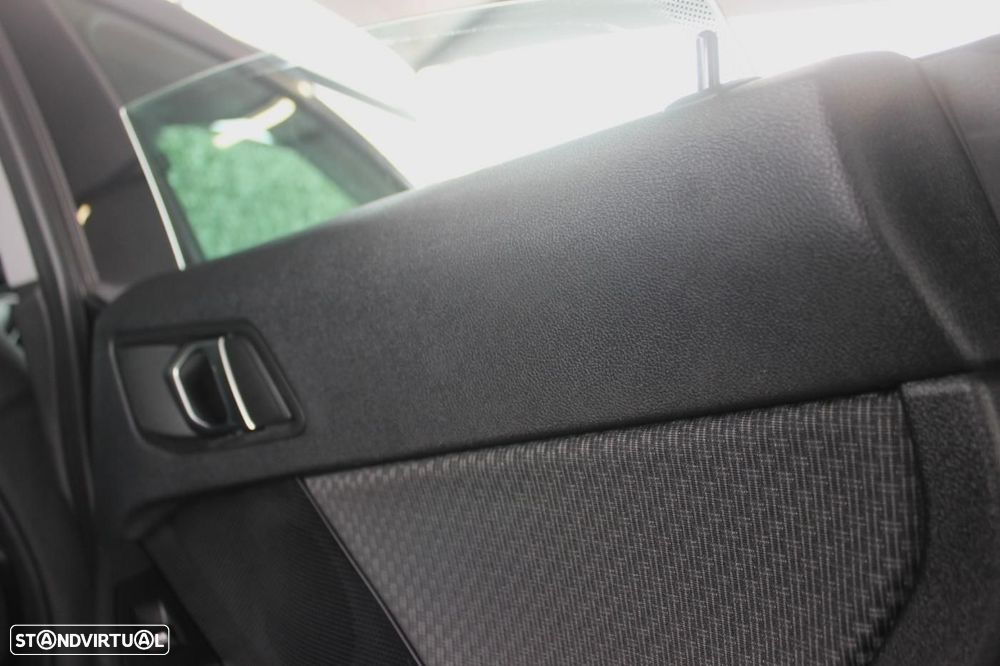 BMW 216 Gran Coupé d Advantage - 25